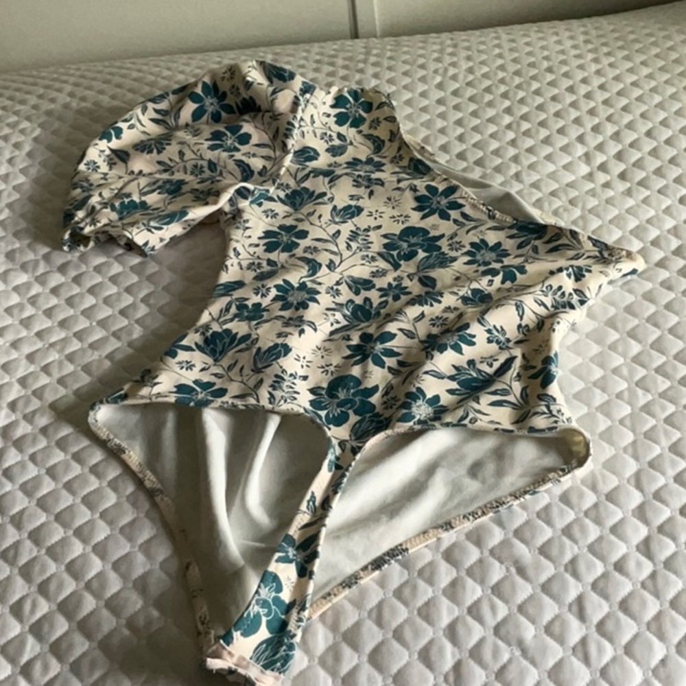 Free People Floral Pattern Bodysuit - Picture 7 of 9